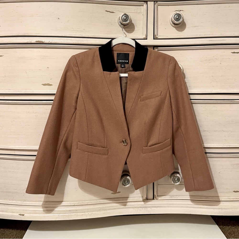 Trouvé Contrast Collar Wool Blazer